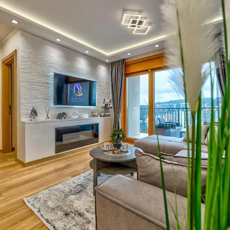 Apartment Papillon 5 *
